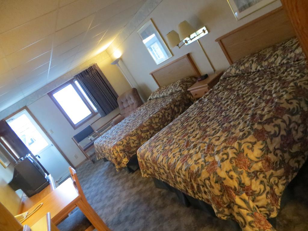 Midtown Western Inn - Kearney Phòng bức ảnh